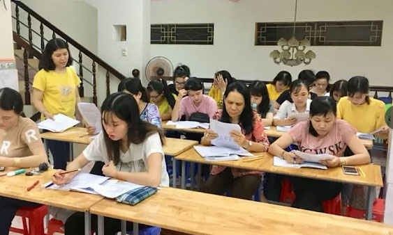 Trung Tâm Ngoại Ngữ Quốc Tế iSEE